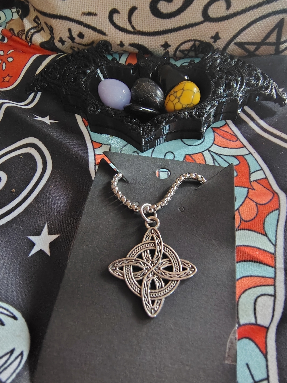 NEW Witchy Halloween Goth Bundle - Bat Tray, Witch's Knot Necklace & Crystals ✨